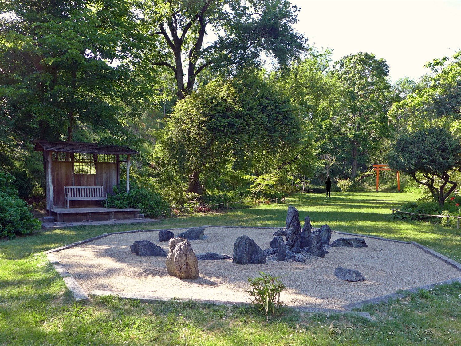BEAUMONT-MONTEUX près de VALENCE "Jardin Zen d'Erik Borja" - Les