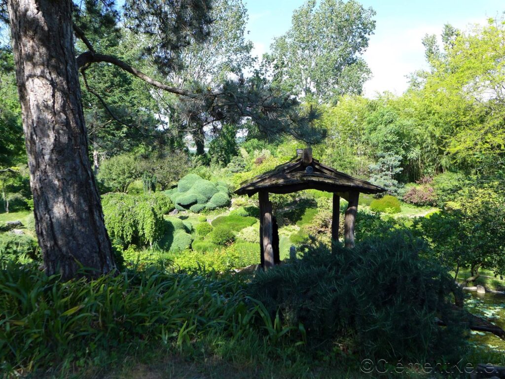 BEAUMONT-MONTEUX près de VALENCE "Jardin Zen d'Erik Borja" - Les