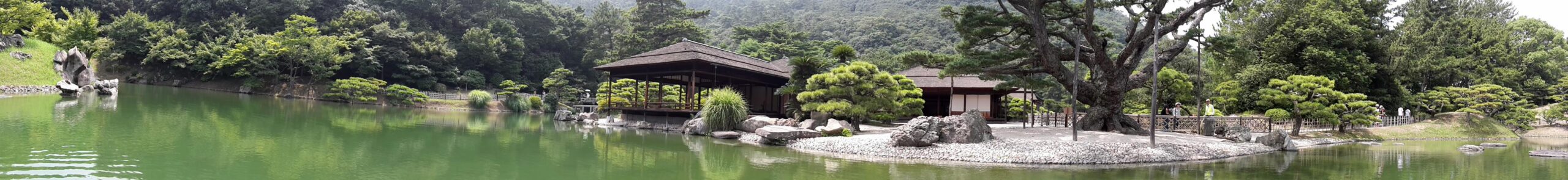 Panorama au jardin japonais Ritsurin koen