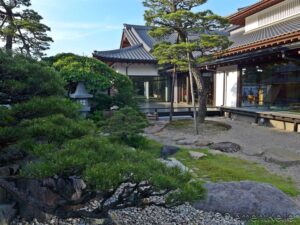 Détails du jardin dans le Musée d'histoire de Matsue