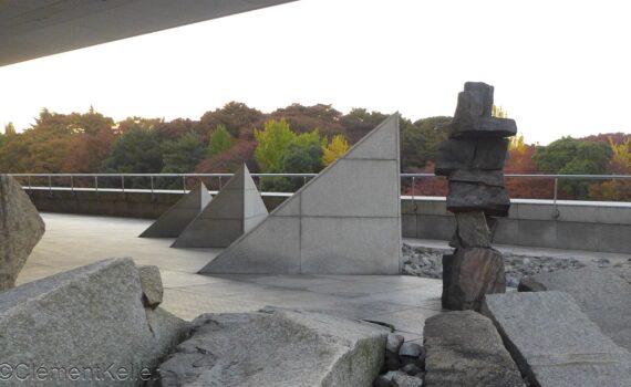 Ambassade Canada Embassy Tokyo Jardin Shunmyo Masuno Pyramides