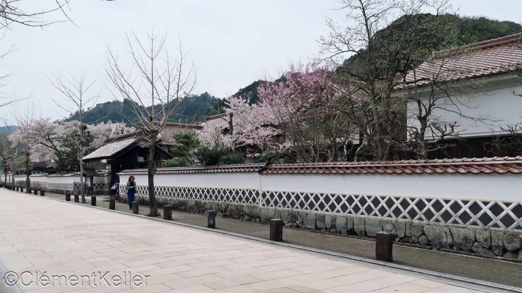 Rue à Tsuwano dans la préfecture d'Ehime